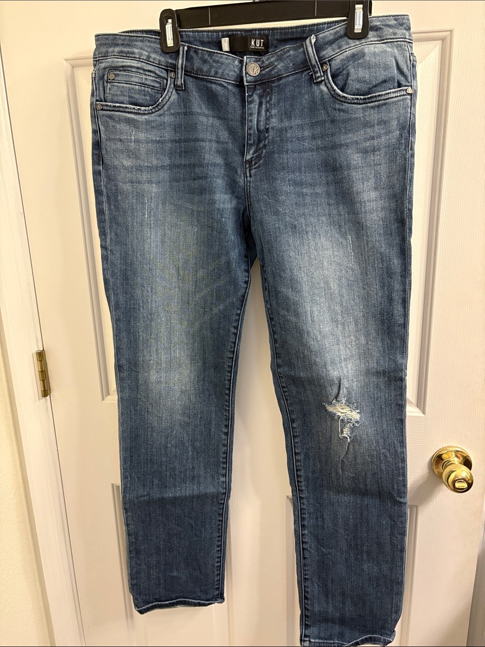 Kut from the Kloth Women's Straight Leg Distressed Blue Jeans